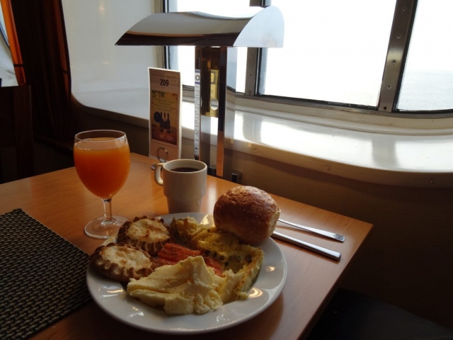 Petit Dejeuner Silja Symphony