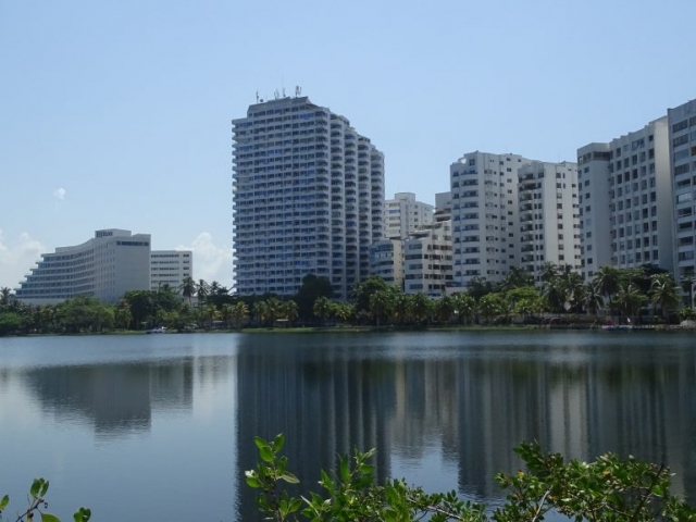 Tours du quartier Laguito