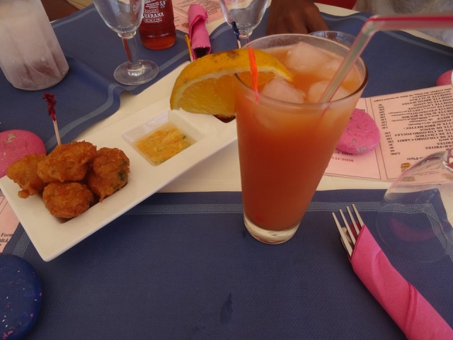 Jus de Goyave Accras de Morue