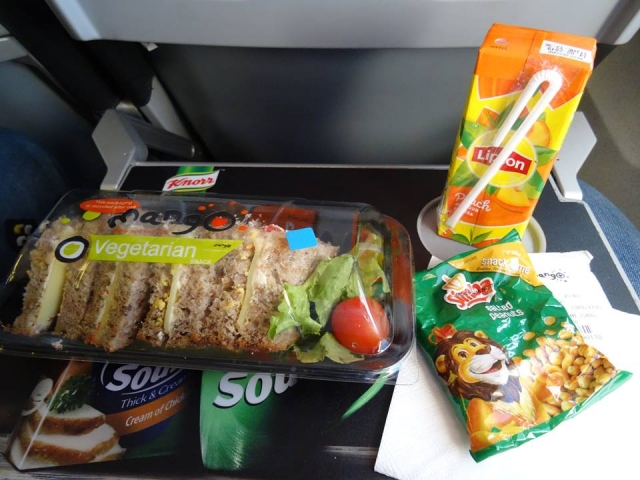 REPAS MANGO AIRLINES