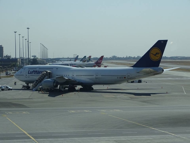BOEING 747 LUFTHANSA