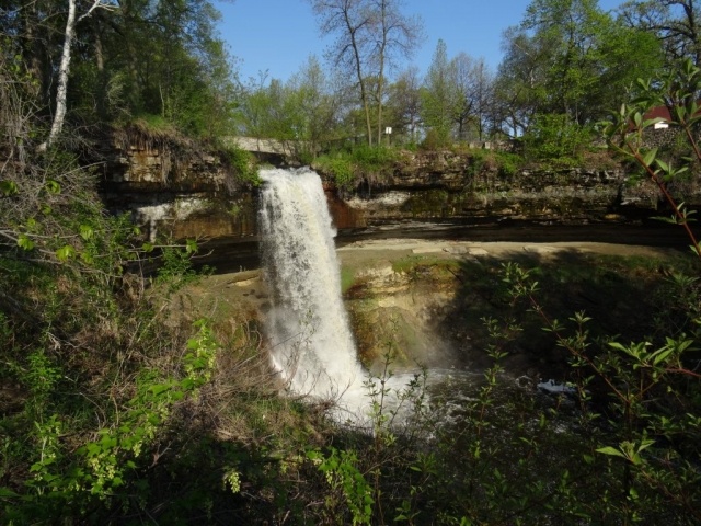 MINNEHAHA FALLS