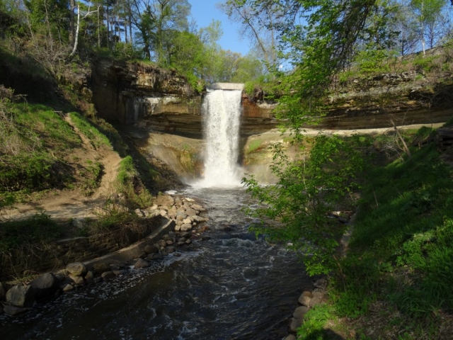 MINNEHAHA FALLS