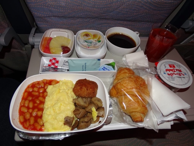 PETIT DEJEUNER EMIRATES