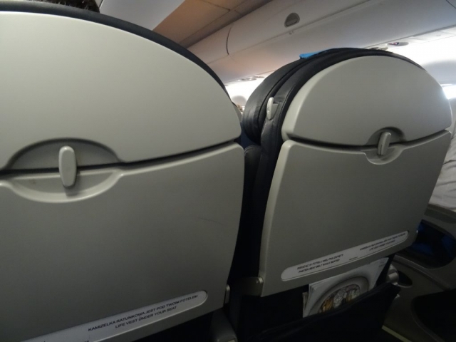 INTERIEUR EMB175 LOT POLISH