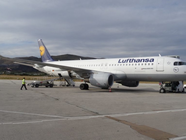 AIRBUS A320 LUFTHANSA