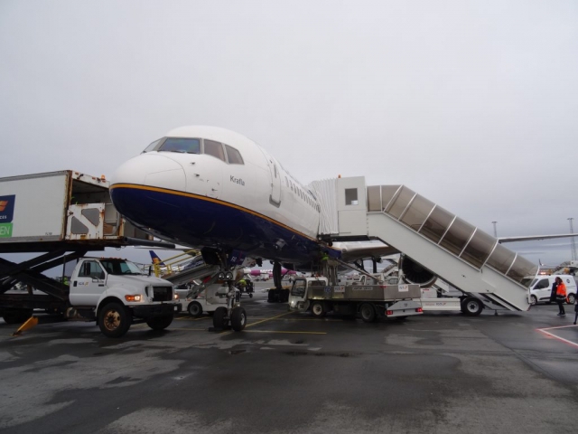 BOEING 757 ICELANDAIR